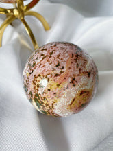Load image into Gallery viewer, Strawberry Cream Veinless Ocean Jasper Sphere